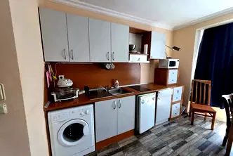 Двустаен апартамент в Бургас, Несебър