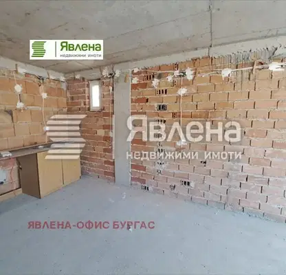 Снимка 2 — Двустаен апартамент в Бургас, Несебър