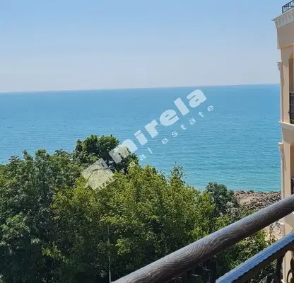 Снимка 3 — Двустаен апартамент в Бургас, Несебър