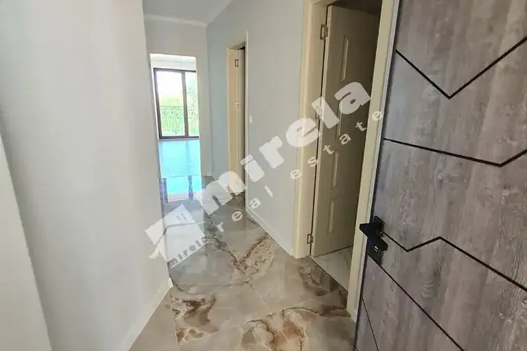 Двустаен апартамент в Бургас, Несебър