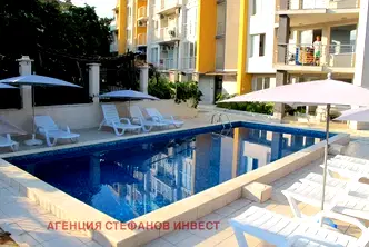 Двустаен апартамент в Бургас, Обзор