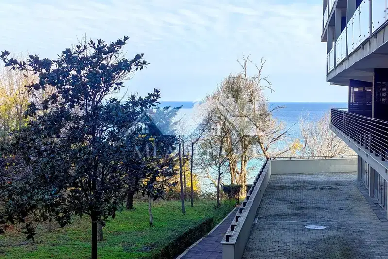 Двустаен апартамент в Бургас, Обзор