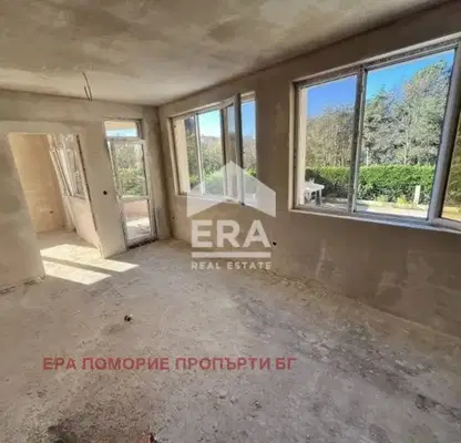 Снимка 3 — Двустаен апартамент в Бургас, Поморие