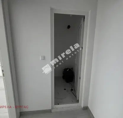Снимка 4 — Двустаен апартамент в Бургас, Поморие