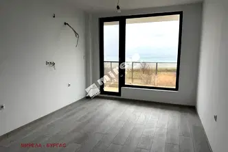 Двустаен апартамент в Бургас, Поморие