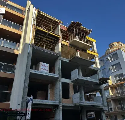 Снимка 3 — Двустаен апартамент в Бургас, Поморие
