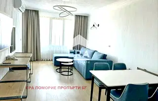 Двустаен апартамент в Бургас, Поморие
