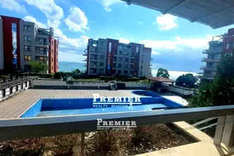 Двустаен апартамент в Бургас, Поморие