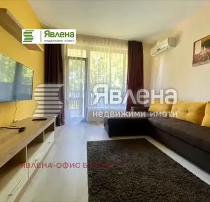 Снимка 3 — Двустаен апартамент в Бургас, Приморско