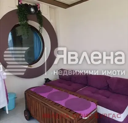 Снимка 3 — Двустаен апартамент в Бургас, Приморско