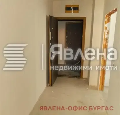 Снимка 4 — Двустаен апартамент в Бургас, Приморско