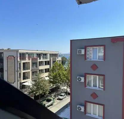 Photo 3 — Two-room apartment with terrace and sea view in Primorsko