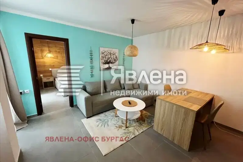 Двустаен апартамент в Бургас, Созопол
