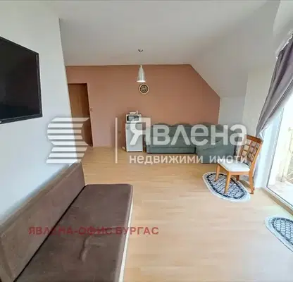 Снимка 3 — Двустаен апартамент в Бургас, Свети Влас