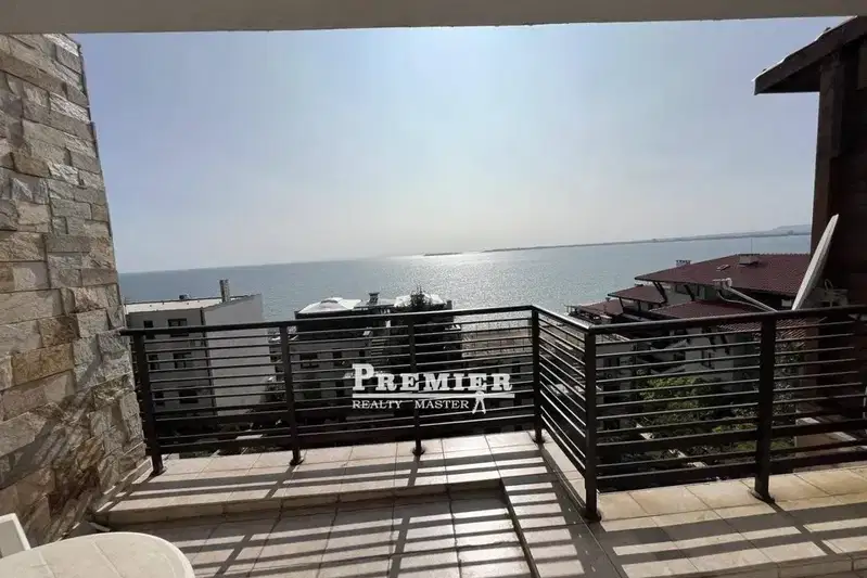 Two-room apartment with sea view in Sveti Vlas