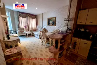 Двустаен апартамент в Бургас, к.к. Елените