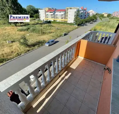 Снимка 3 — Двустаен апартамент в Бургас, к.к. Слънчев бряг