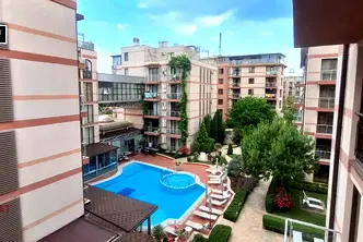Двустаен апартамент в Бургас, к.к. Слънчев бряг
