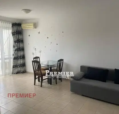 Снимка 3 — Двустаен апартамент в Бургас, к.к. Слънчев бряг