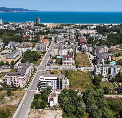 Снимка 4 — Двустаен апартамент в Бургас, к.к. Слънчев бряг