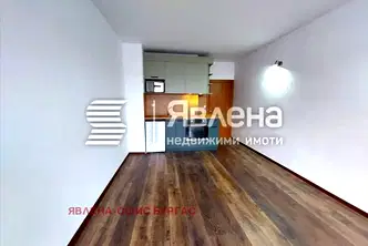 Двустаен апартамент в Бургас, к.к. Слънчев бряг