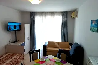 Двустаен апартамент в Бургас, к.к. Слънчев бряг