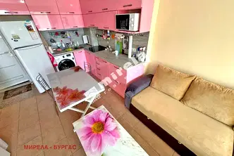 Двустаен апартамент в Бургас, к.к. Слънчев бряг