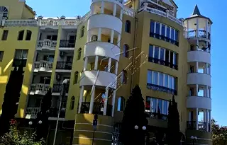Двустаен апартамент в Бургас, к.к. Слънчев бряг