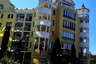 Двустаен апартамент в Бургас, к.к. Слънчев бряг