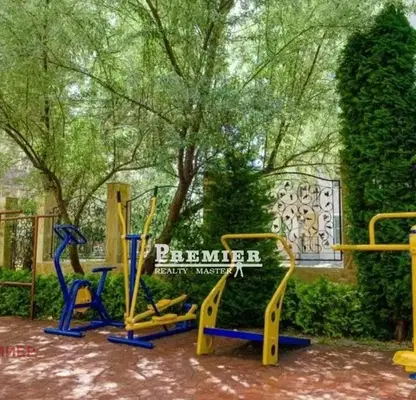 Снимка 2 — Двустаен апартамент в Слънчев бряг с басейн и охрана