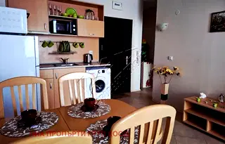 Двустаен апартамент в Бургас, к.к. Слънчев бряг