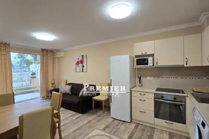 Двустаен апартамент в Бургас, к.к. Слънчев бряг