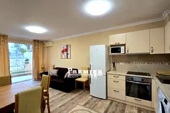 Двустаен апартамент в Бургас, к.к. Слънчев бряг