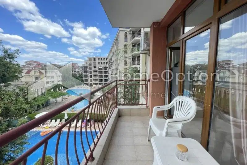 Двустаен апартамент в Бургас, к.к. Слънчев бряг