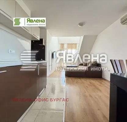 Снимка 3 — Двустаен мезонет в Слънчев бряг с тераса и басейн