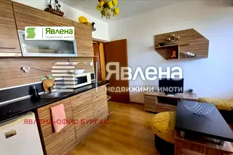 Двустаен апартамент в Бургас, с. Лозенец