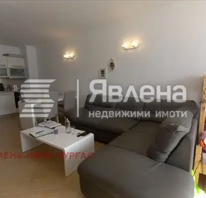 Снимка 2 — Двустаен апартамент в Бургас, с. Лозенец