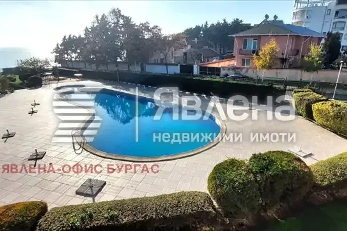 Двустаен апартамент в Бургас, с. Равда