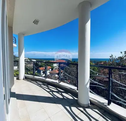 Photo 4 — 2-bedroom apartment in Oblast Dobrich, Balchik