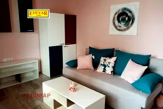 Двустаен апартамент в Добрич, с. Кранево