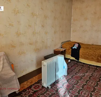 Снимка 2 — Двустаен апартамент в Перник, Радомир
