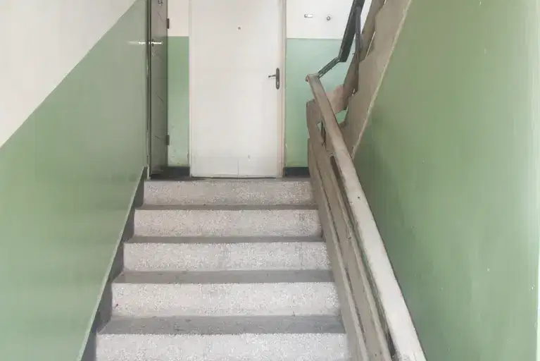 Двустаен апартамент в Перник, Радомир