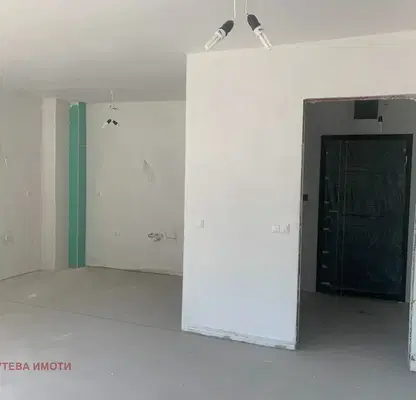 Снимка 5 — Двустаен апартамент в Пловдив, Карлово