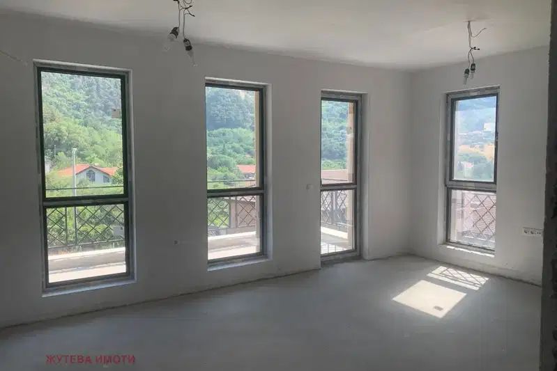 2-bedroom apartment in Oblast Plovdiv, Karlovo