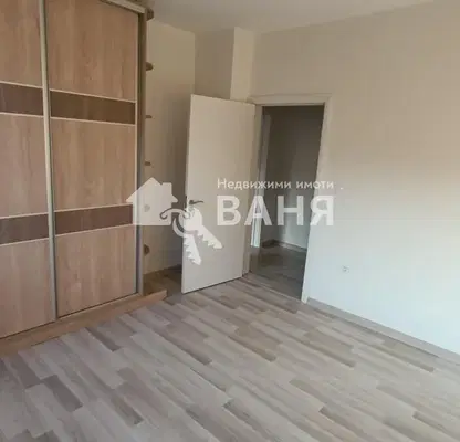 Снимка 3 — Двустаен апартамент в Пловдив, Сопот