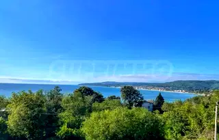 Двустаен апартамент във Варна, Бяла