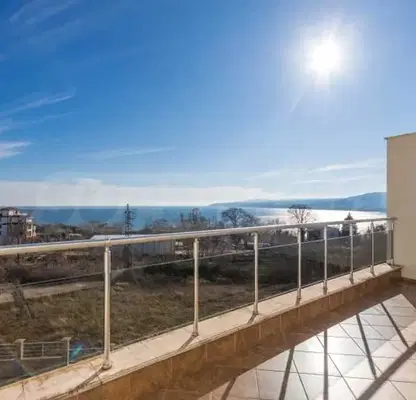 Photo 2 — 2-bedroom apartment in Varna, Byala