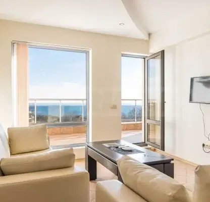 Photo 3 — 2-bedroom apartment in Varna, Byala