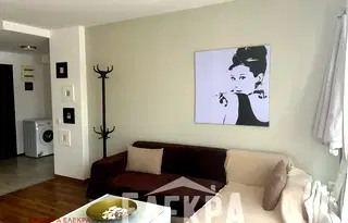 Двустаен апартамент във Варна, Бяла