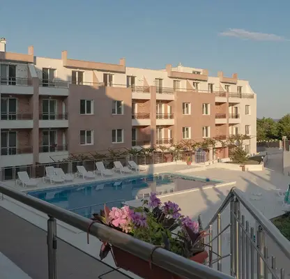 Photo 3 — 2-bedroom apartment in Oblast Varna, Byala
